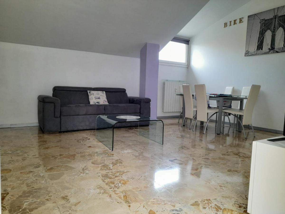Bike House "Silver" Seriate Esterno foto